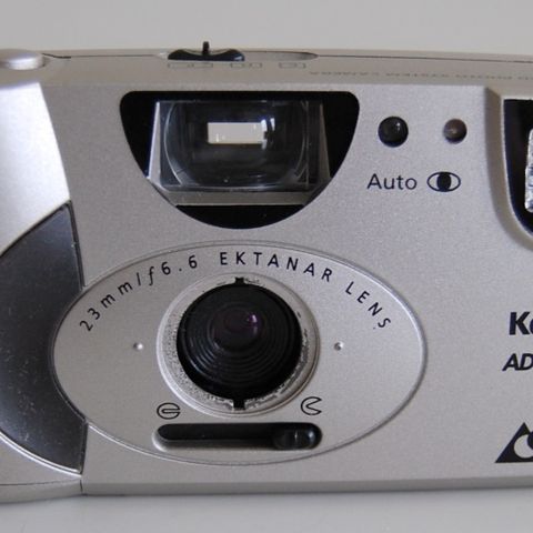 Kodak Advantix  F300  Auto APS film kamera,Ektanar 1:6,6/23 mm,stroppe