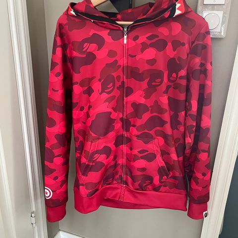 Bape genser