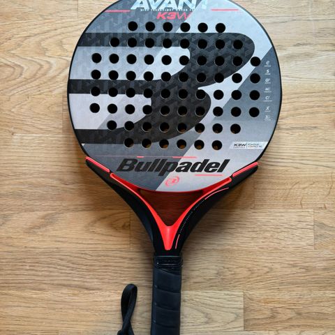 Bullpadel Avant K3W Woman-Padelracket-som ny