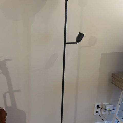IKEA stå lampe