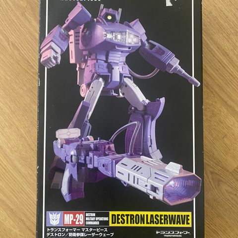 Transformers Masterpiece MP-29 Destron Laserwave