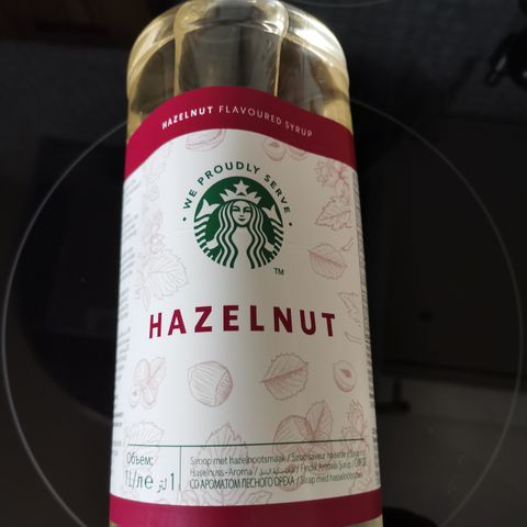 Hasselnøtt syrup fra Starbucks, 1 liter