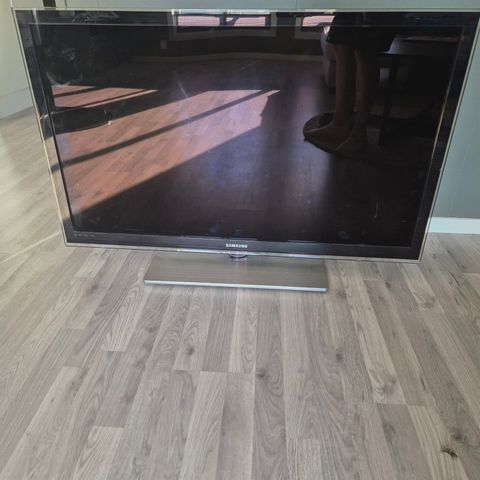 Samsung 46"