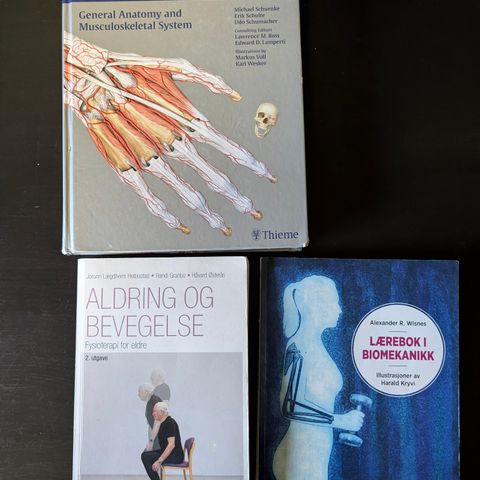 Pensumbøker fysioterapi og anatomisk skjelett