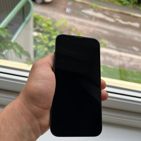 Helt strøken Iphone 13 Pro - 1 Tb lagringplass