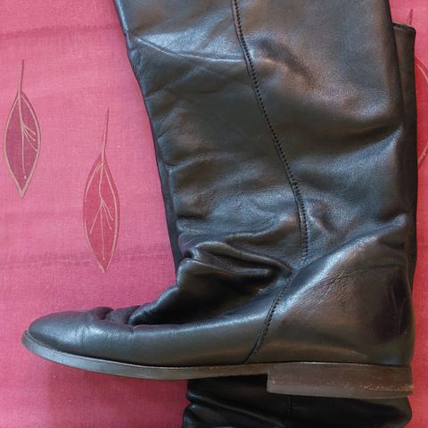 Santana soft leather brown boots womens