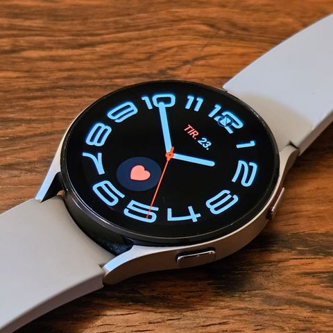 Samsung Galaxy Watch4 44mm LTE sølv