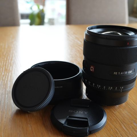 Sony FE 35mm f/1.4 GM