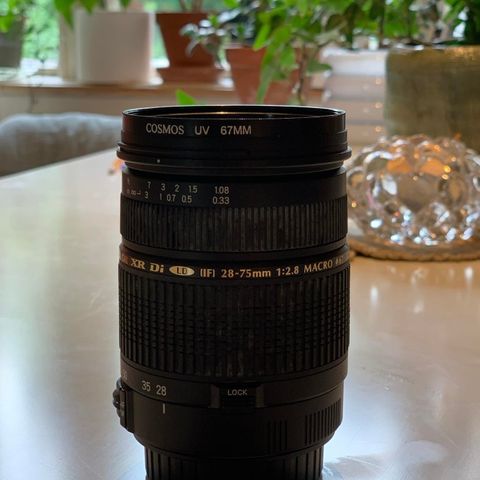 Tamron 28-75mm f/2.8 til Canon EF