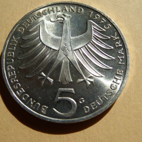 5 Deutche mark i sølv diam. 28 mm.  Fra 1975