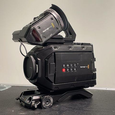 !! NY PRIS !! Blackmagic URSA mini PRO 4.6K EF