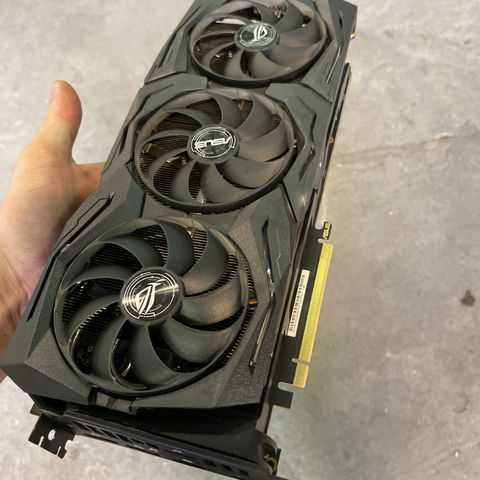 RTX 2070 super, billig, fungerer som NY