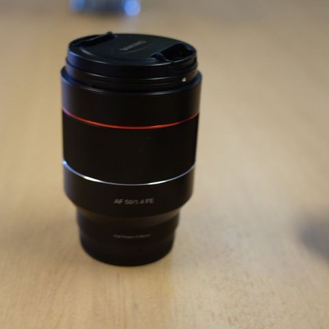 Samyang AF 50mm f/1,4 II til Sony FE