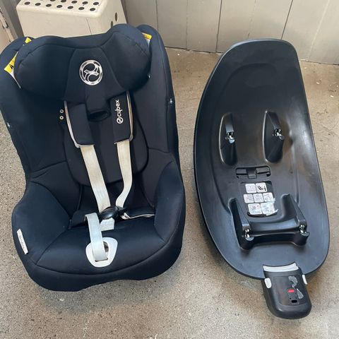 RESERVERT - Cybex Sirona M i-size bilstol  (0-4 år)