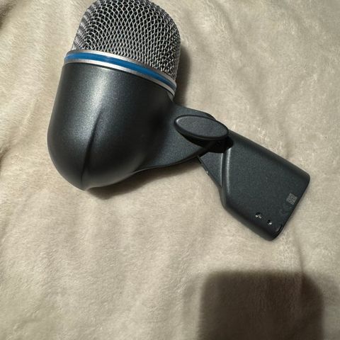 Shure beta 52a