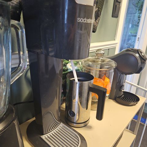 SodaStream Genesis Titan