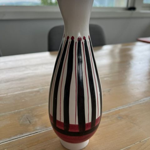 Keramikkvase, norskprodusert