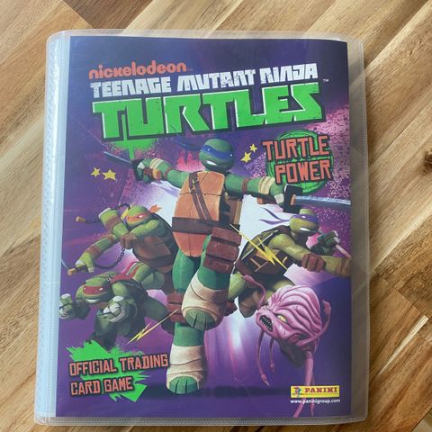 Komplett samling av Teenage Mutant Ninja Turtles-samlekort fra 2012-serien