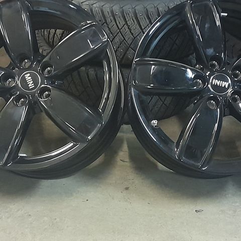 4 Stk MINI Original Felger Svart 7,5 x 17 med TMPS