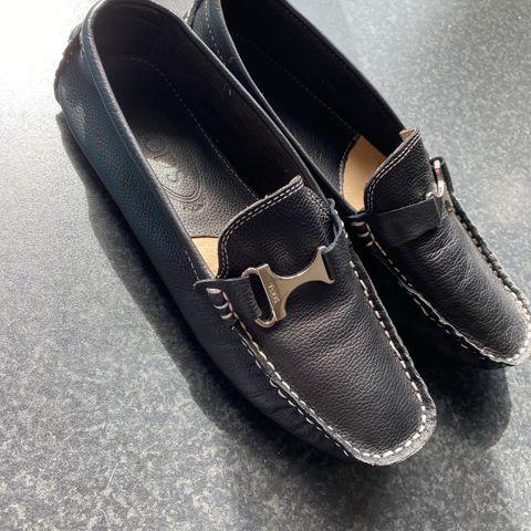 Tod’s loafers