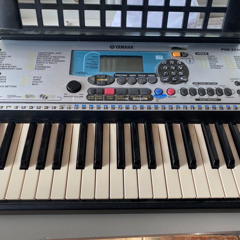 Yamaha Keyboard