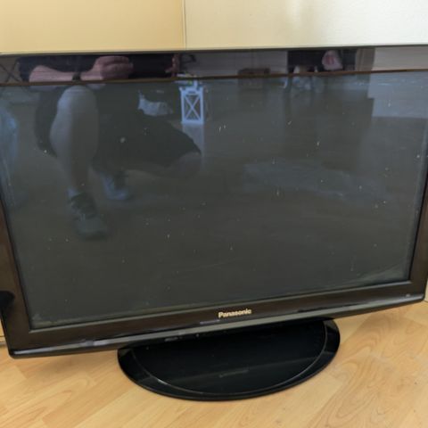 Panasonic TV gis bort