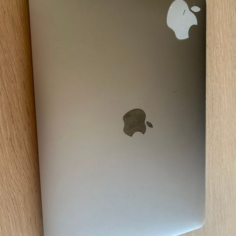 MacBook Air 2019 modell. A1932