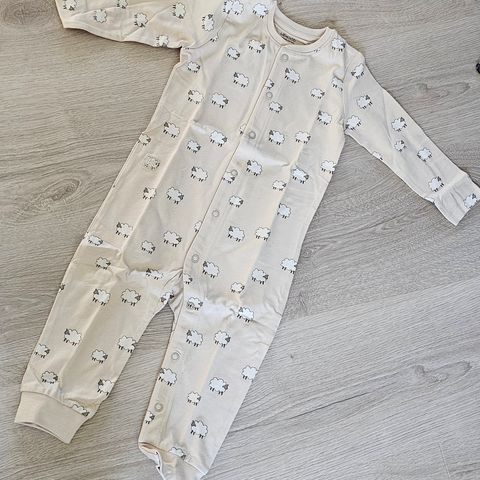 2 stk ubrukte Liewood Birk pyjamas Jumpsuit strl. 74