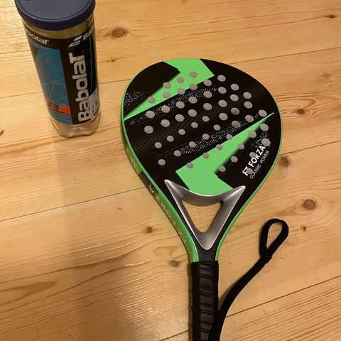 Padel rackert og baller