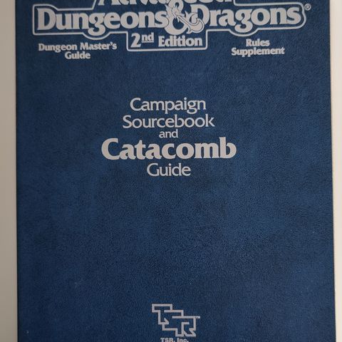 Dungeons & Dragons 2e - Campaign Sourcebook & Catacombs Guide