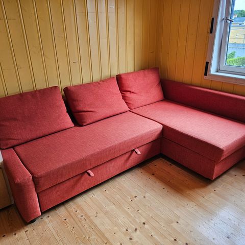 Sovesofa bort mot henting (Reservert)