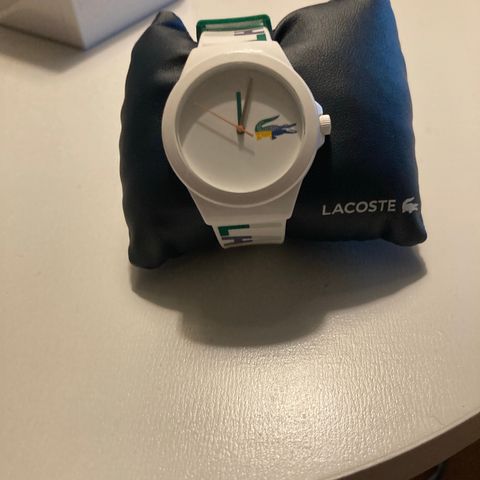 Lacoste klokke originalpakning!