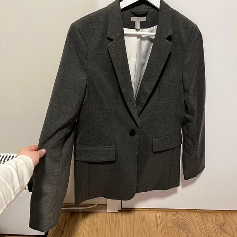 Grå blazer