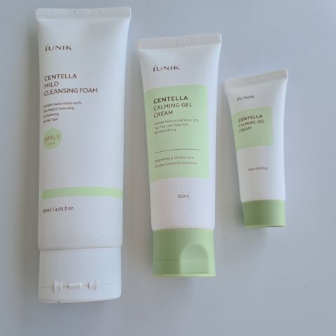 Iunik - Centella Cleansing Foam, calming cream gel, Corean Cosmetics