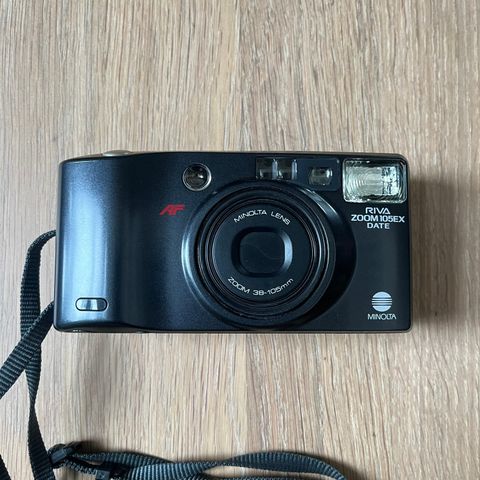 Konica Riva Zoom 105EX