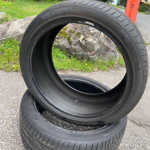 Pirelli P-Zero Sommerdekk 295/35 R21 107Y