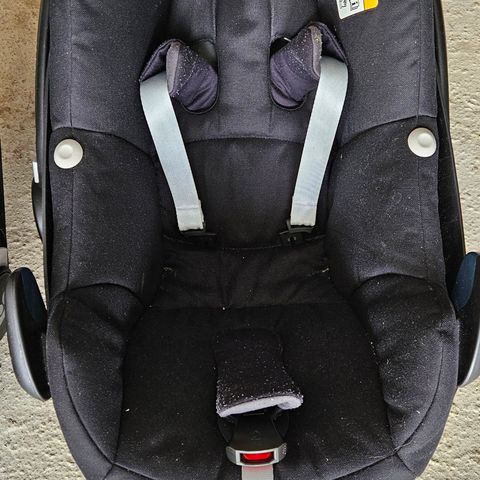 Maxi Cosi Cabriofix 1  sete med 2 isofix baser 0-13kg