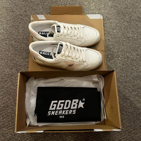 Golden goose