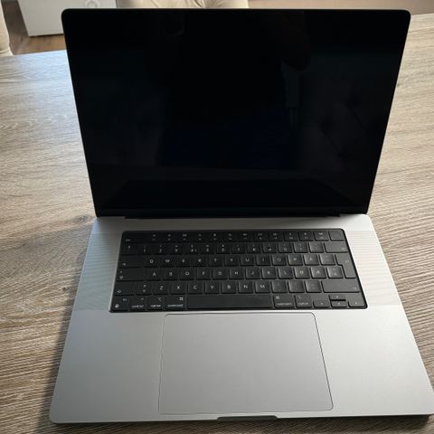 MacBook PRO M1 Max 16" 1TB 64 MINNE