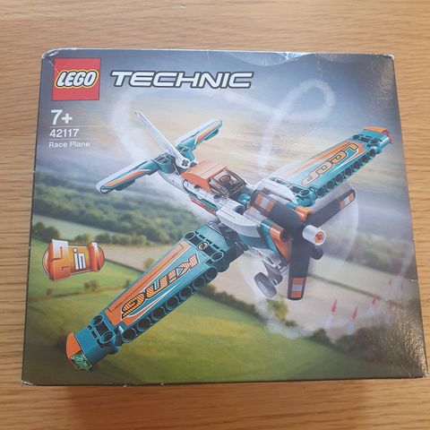 Lego technic race plane selges-ubrukt