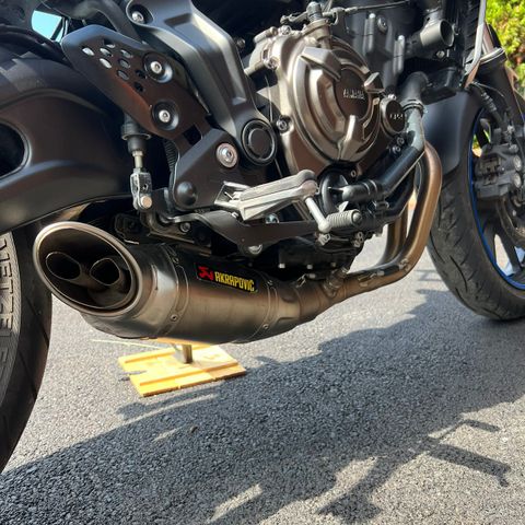 Akrapovic