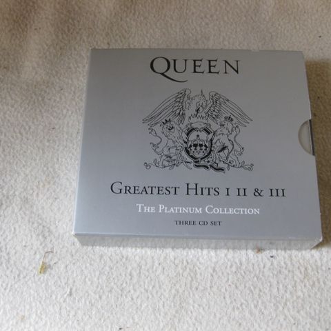 QUEEN CD , R   ALBUM