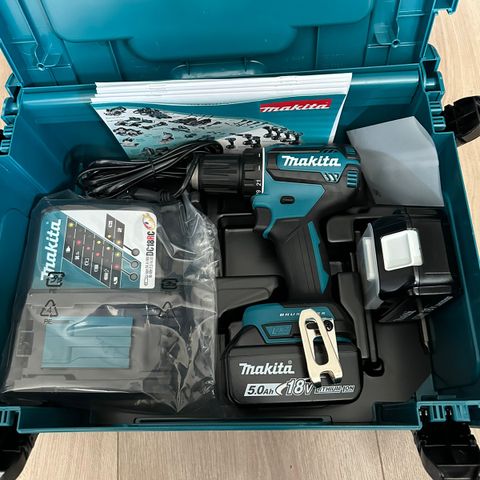 MAKITA DDF485RTJ Borskrutrekker 5.0AH