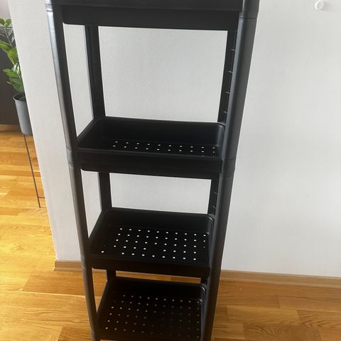 Praktisk hylle fra IKEA selges🌸