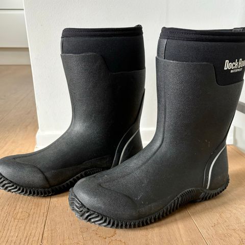 Regn eller snø Dock Boot unisex helårsstøvler holder deg tørr og varm året rundt