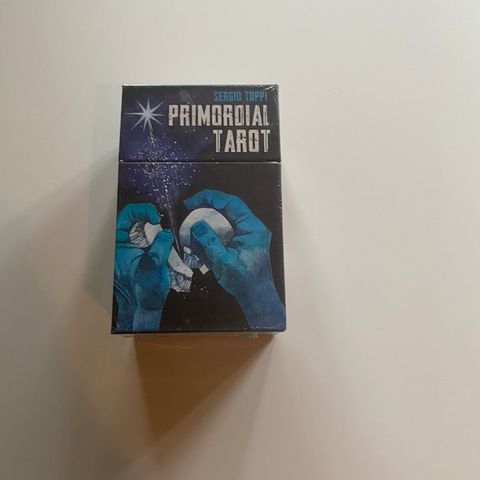 Primordial Tarot selges uåpnet