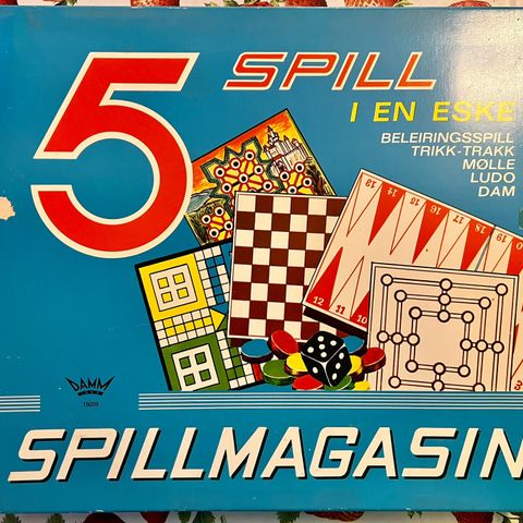 Retro/gammelt spillmagasin fra Damm - 5 spill i en eske