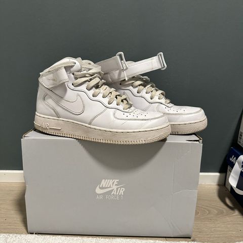 AIR Force 1 MID str 40,5- Unisex