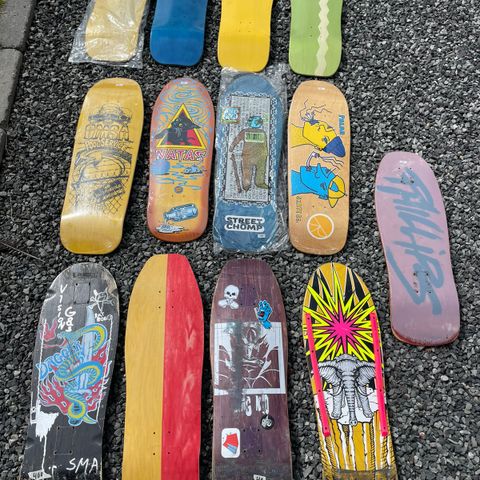 Old school Skateboard plater