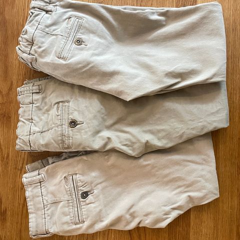 3 beige chinos str 122